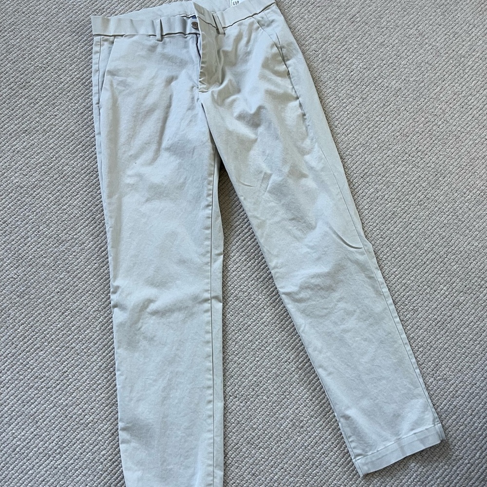 Men’s chinos